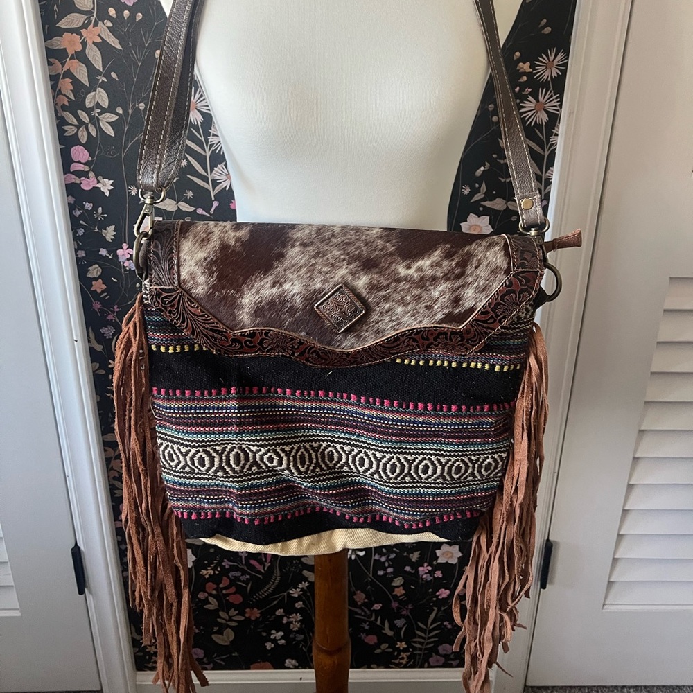 Western cross body/shoulder bag with tassels